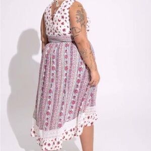 NWT Torrid Maxi Gauze Lace Inset Hi Low Dress Vintage Floral